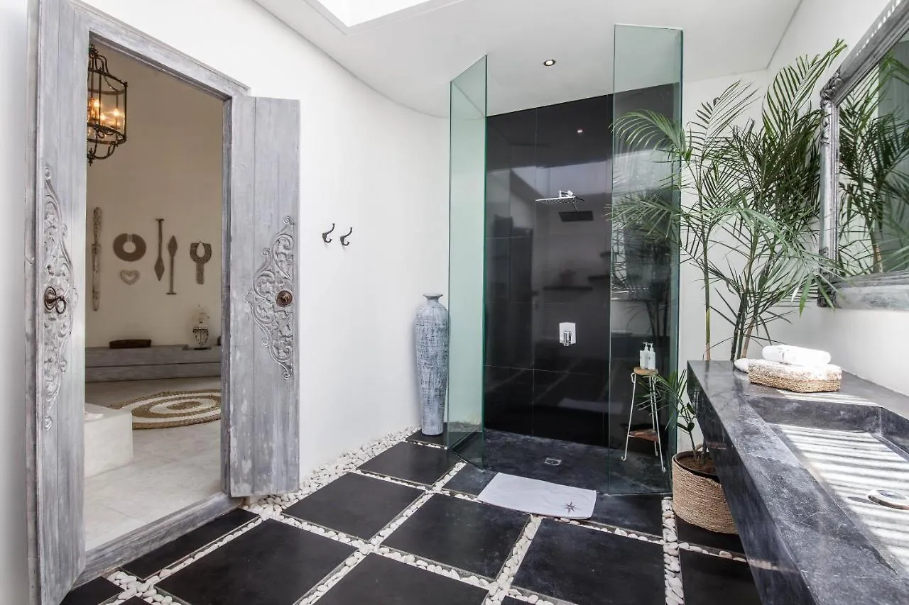 Villa Xaloc By House Of Winds - Stunning Balinese Retreat Next To Canggu Kerobokan
