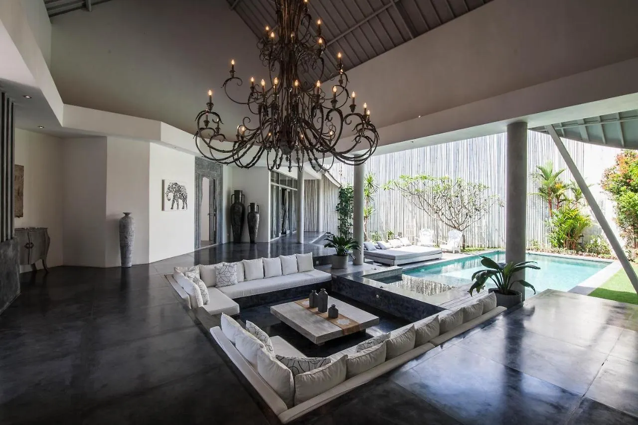 Villa Xaloc By House Of Winds - Stunning Balinese Retreat Next To Canggu Kerobokan